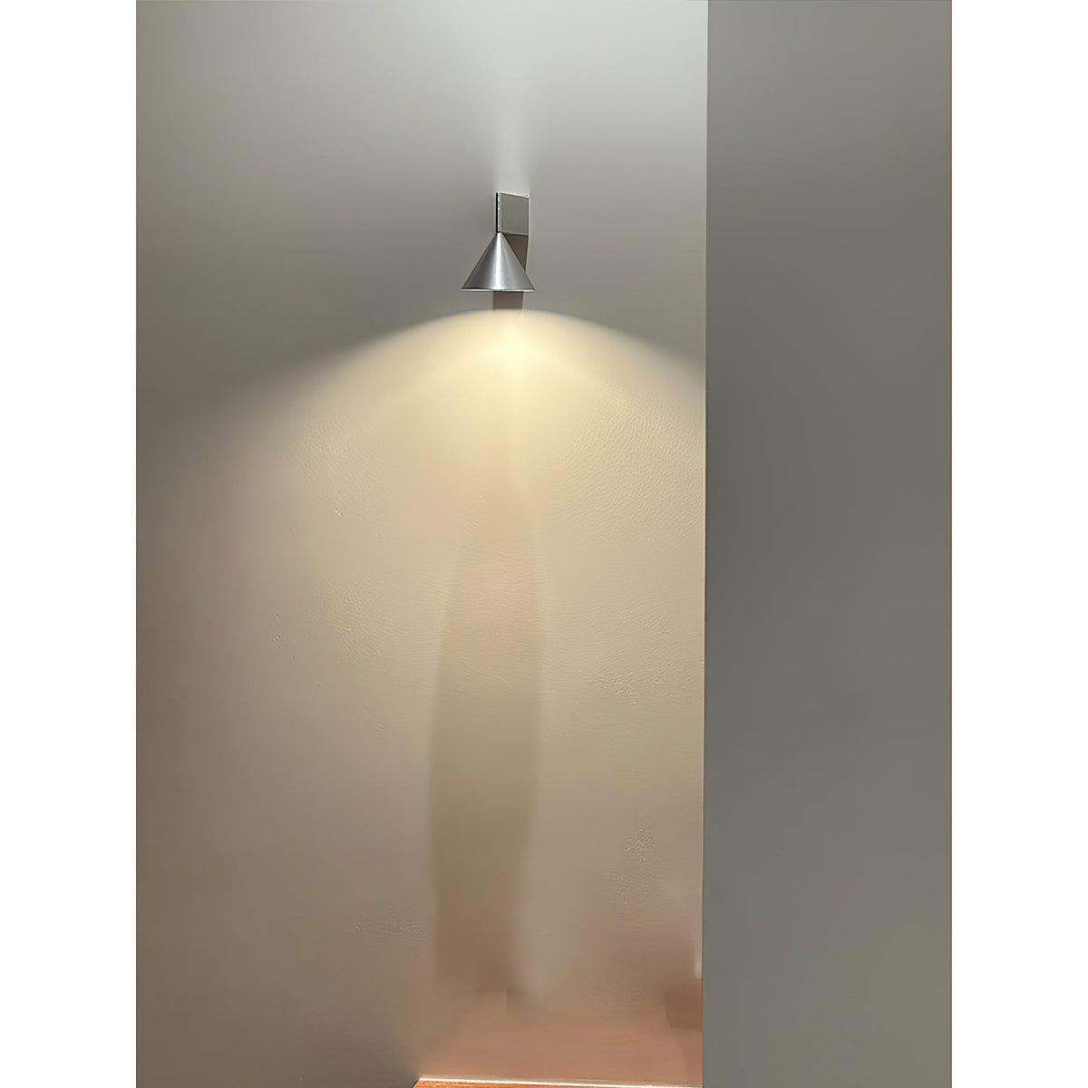 Apollo Aluminum Wall Lamp – Adjustable Directional Minimalist Wall Sconce