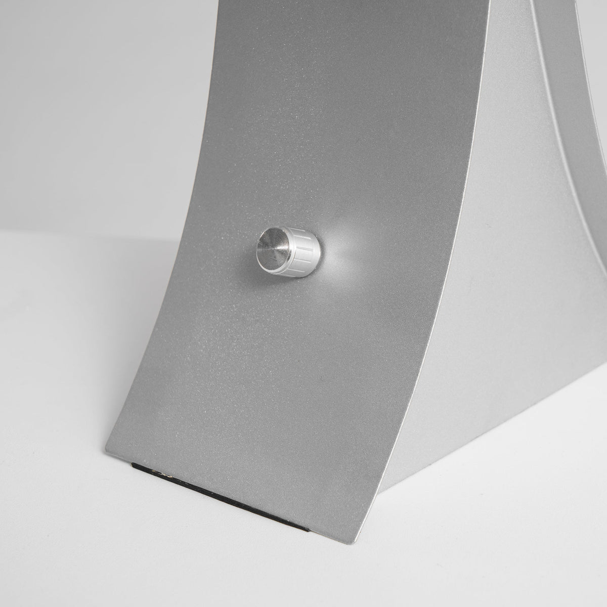 Archive Table Lamp – Contemporary Metal & Minimalist Task Accent Light