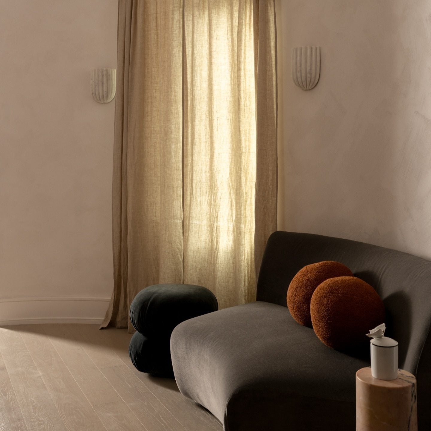 Ariel Fluted Wall Lamp | Luxury Hand-Carved White Marble Ripple Sconce