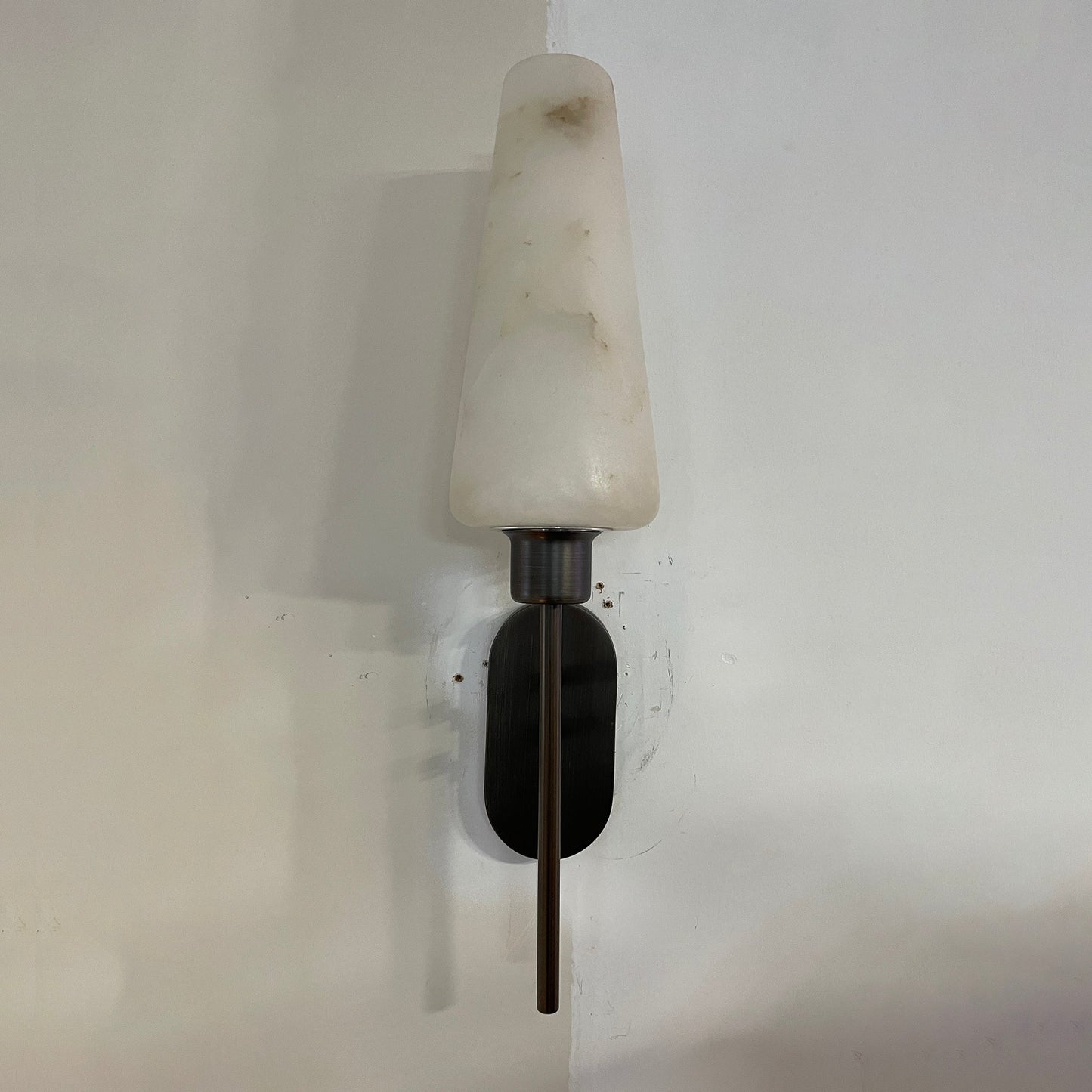 Arras Alabaster Wall Lamp | Luxury Rich Bronze & Natural Stone Sconce