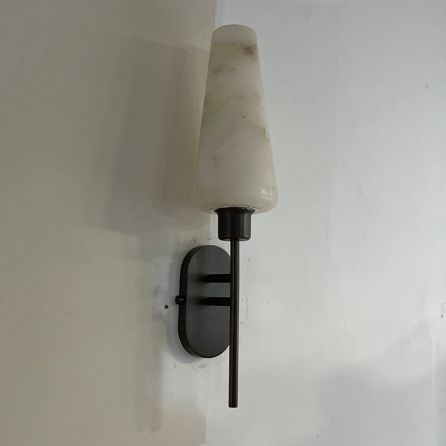 Arras Alabaster Wall Lamp | Luxury Rich Bronze & Natural Stone Sconce