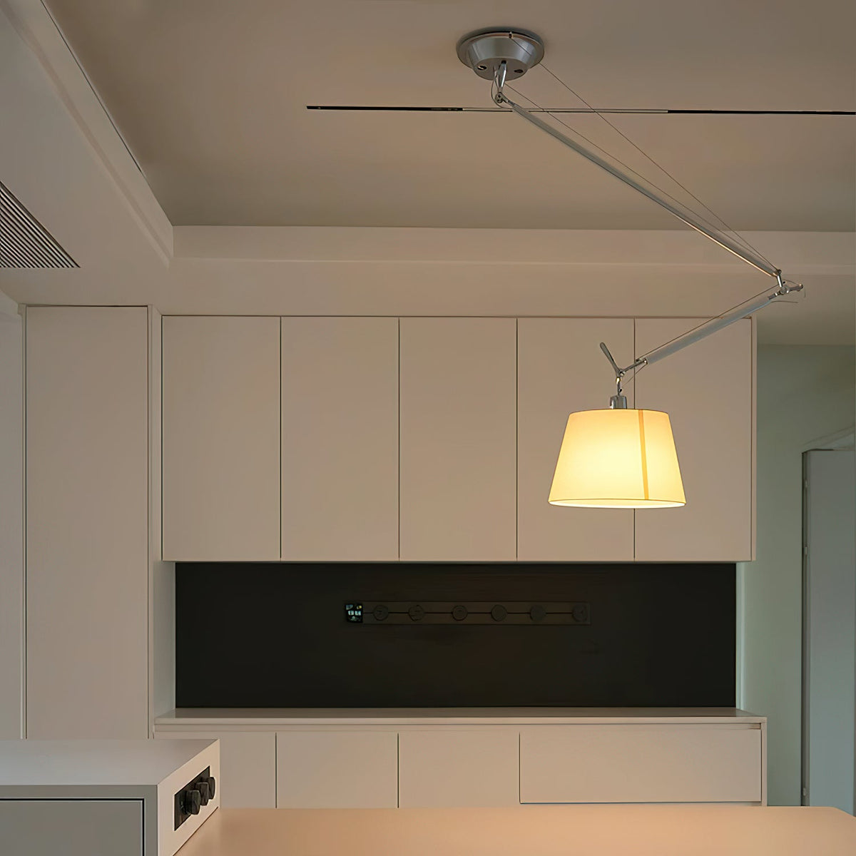Costanza Pendant Lamp – Architectural Aluminum Suspended Light with Parchment Shade
