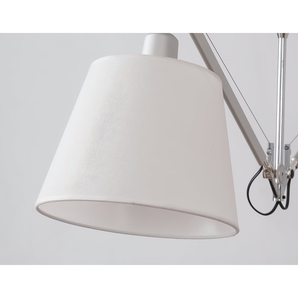 Costanza Pendant Lamp – Architectural Aluminum Suspended Light with Parchment Shade