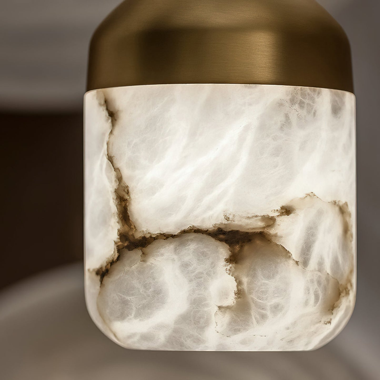 Asta Alabaster Pendant Lamp | Luxury Brass & Natural Stone Hanging Light