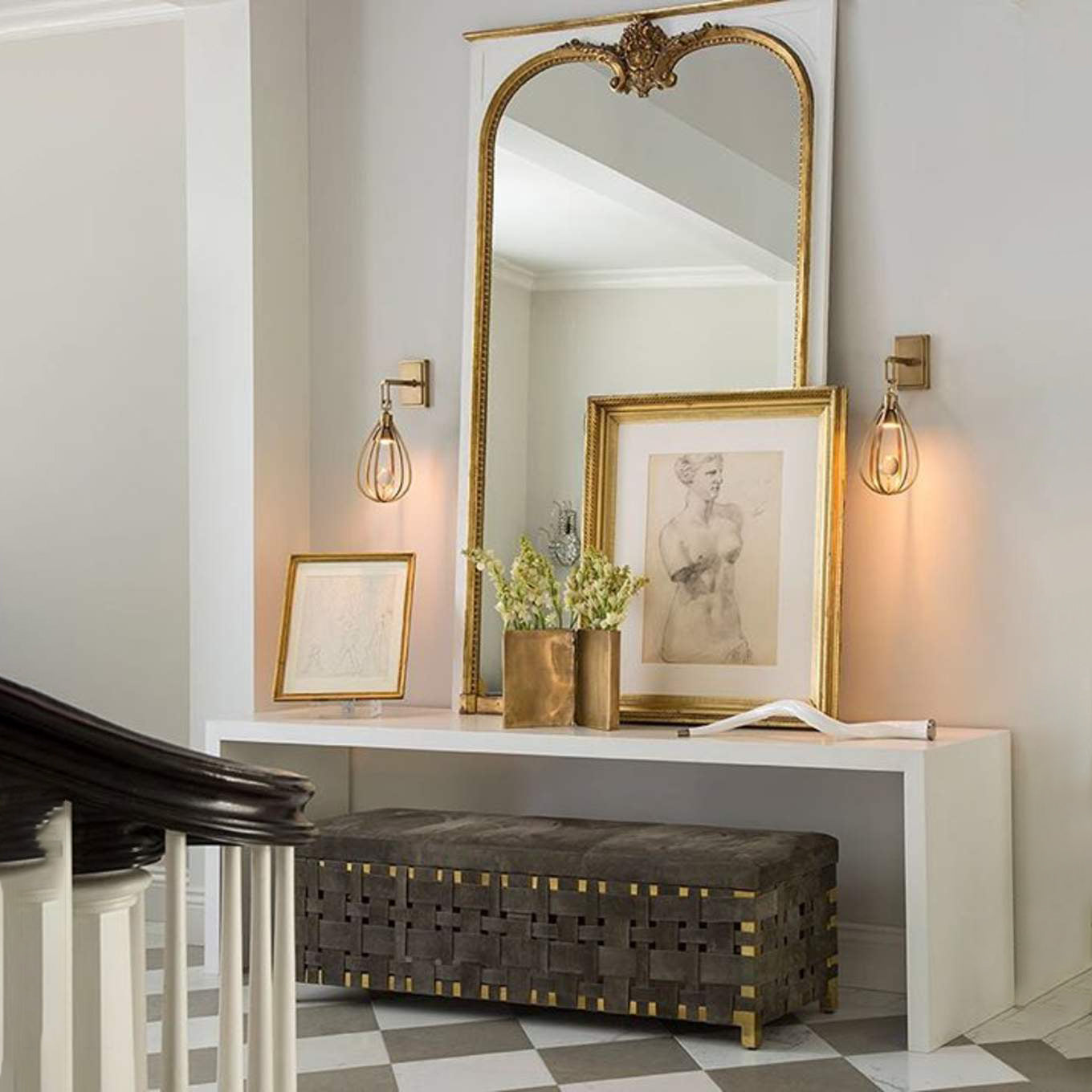 Athena Wall Lamp | Luxury Jewelry-Inspired Brass & Crystal Sconce