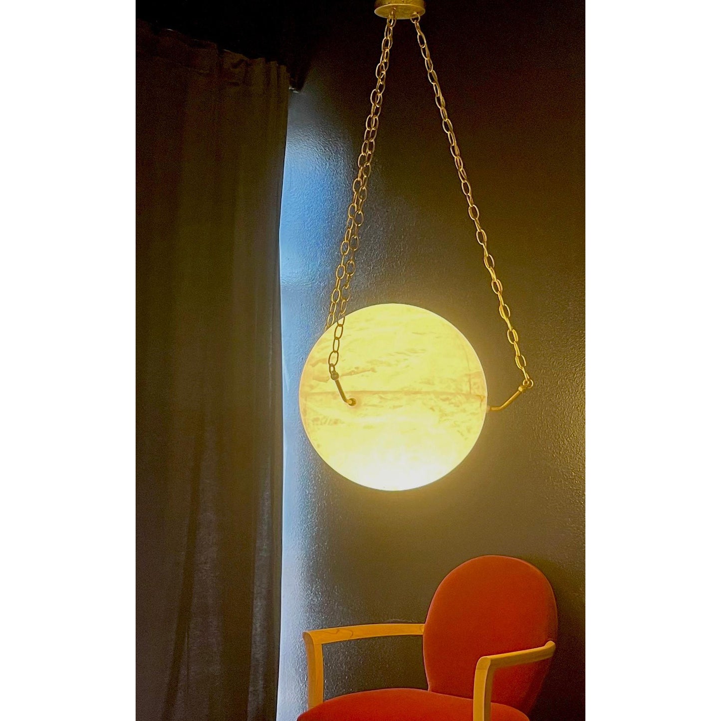 Atlas Alabaster Pendant Lamp | Luxury 44-Inch Vertical Stone Orb Light