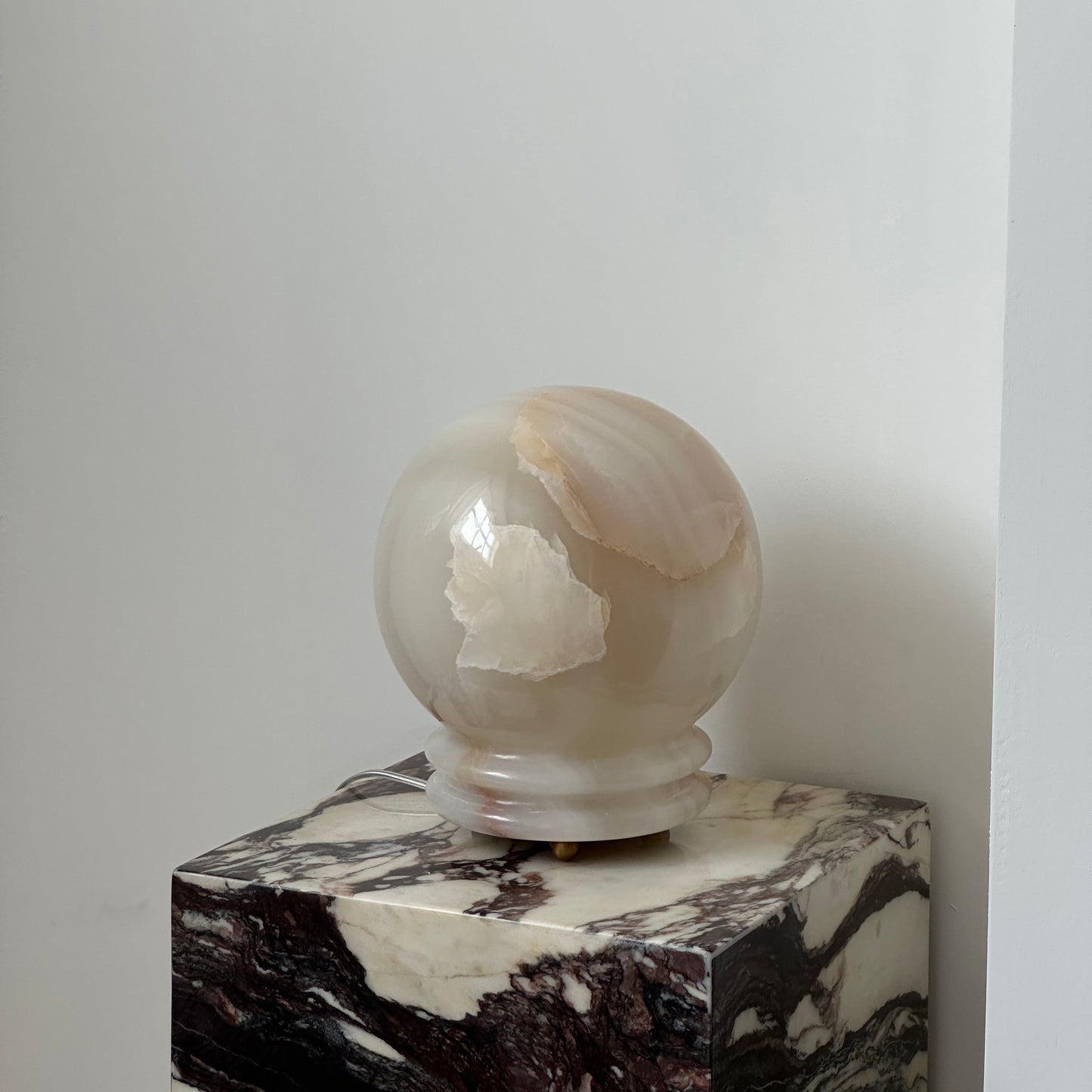 Ayesha Natural Jade Table Lamp | Luxury Stone Globe Ribbed Base Light