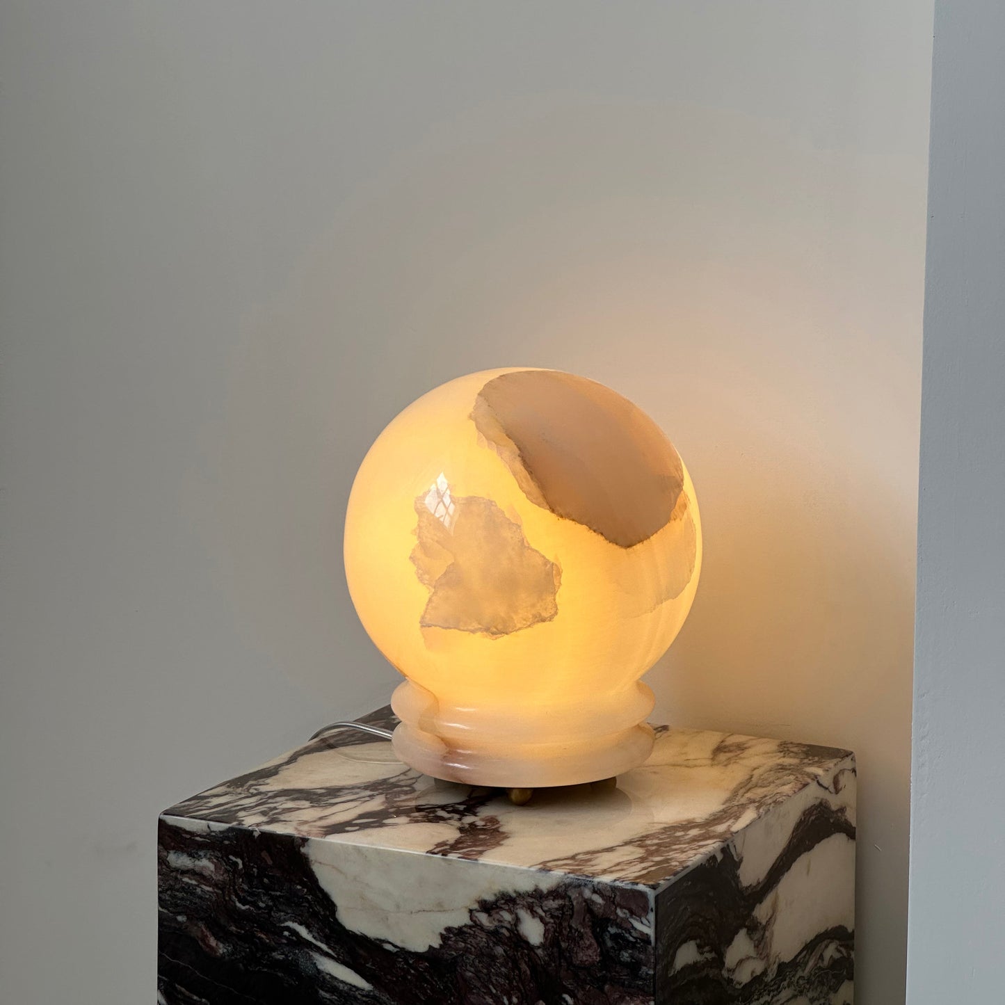 Ayesha Natural Jade Table Lamp | Luxury Stone Globe Ribbed Base Light