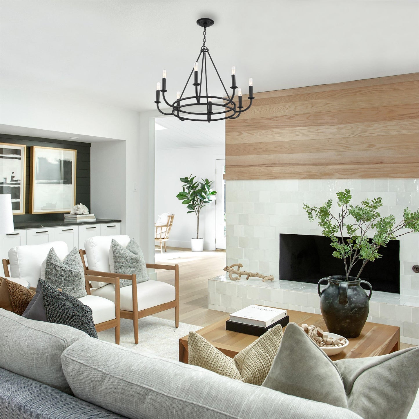 Bailey Chandelier | Modern Angular Brass 8/18-Light Candelabra Pendant
