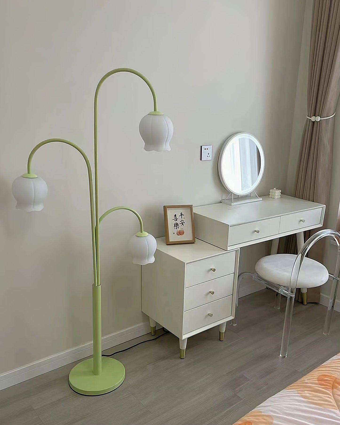 Bell Orchid Floor Lamp | Modern Minimalist Green & Glass Standing Light