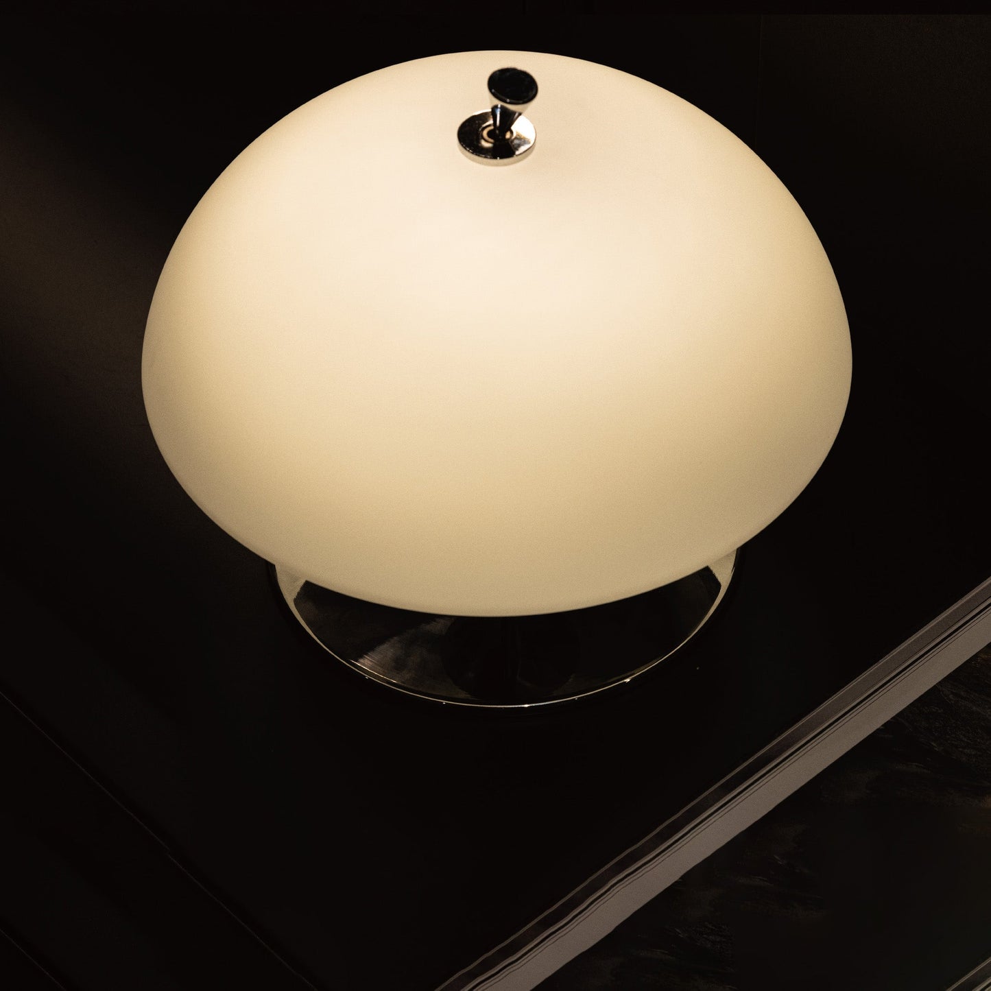 Beret Rechargeable Table Lamp | Cordless Minimalist Glass Mushroom Light
