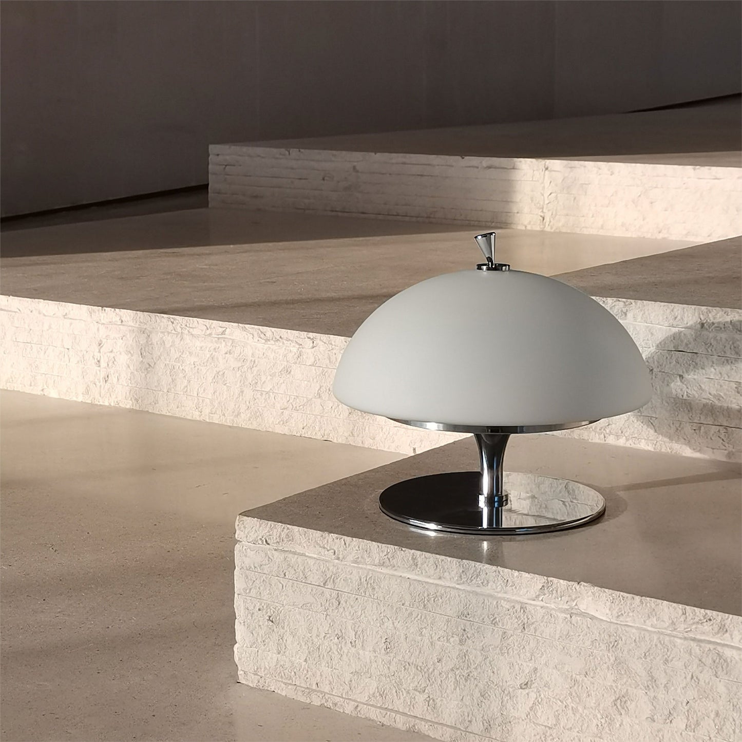 Beret Rechargeable Table Lamp | Cordless Minimalist Glass Mushroom Light