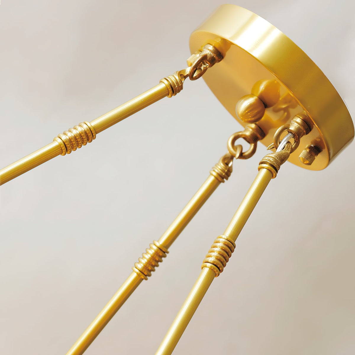 Berlin Candle Chandelier – Wagon Wheel Brass & Candlestick Multi-Head Chandelier