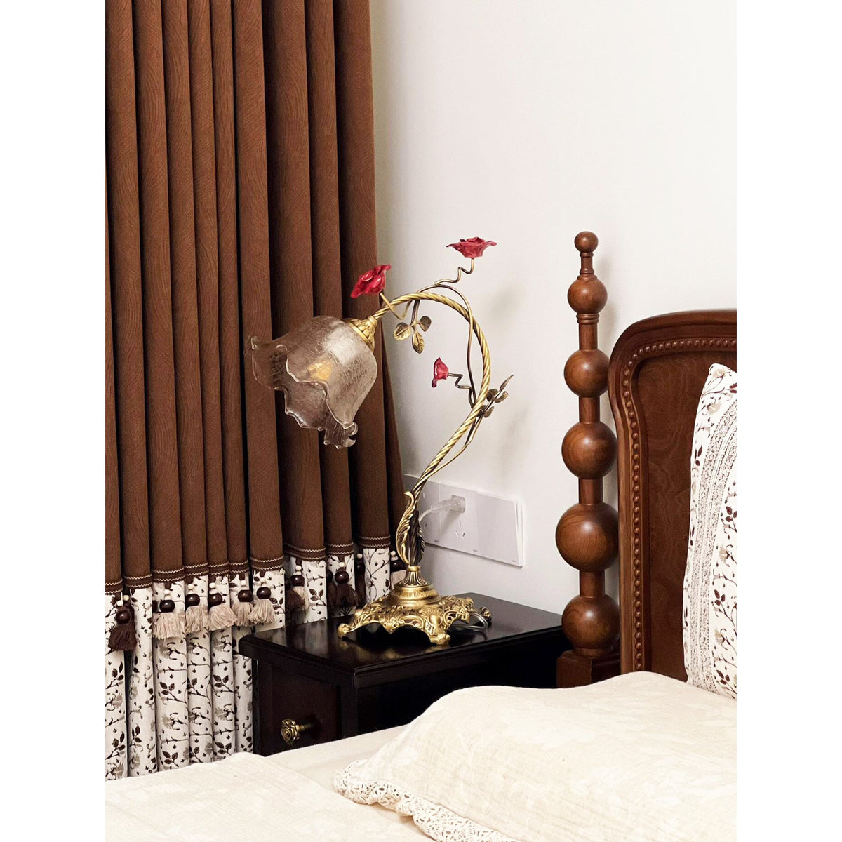 Beulah Table Lamp – Botanical Antique Bronze Brass & Ceramic Floral Accent Light
