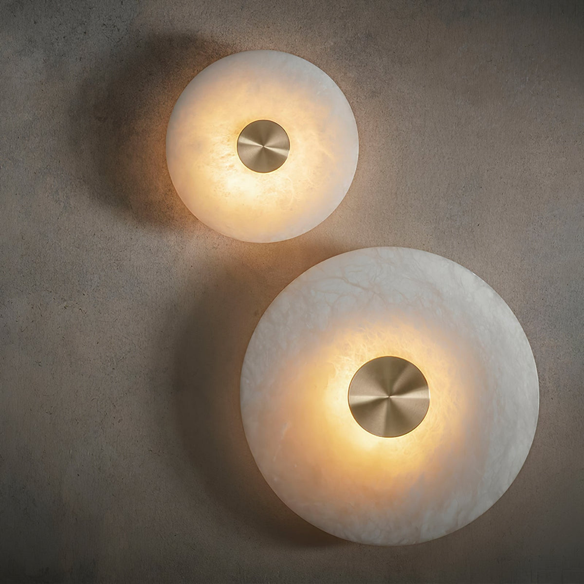 Bide Alabaster Wall Lamp – Refined Brass & Genuine Alabaster Wall Sconce