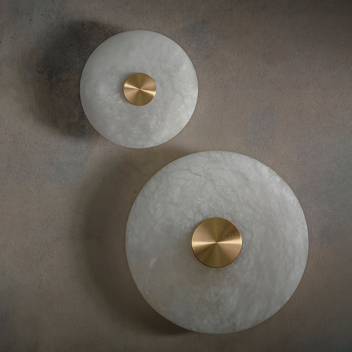 Bide Alabaster Wall Lamp – Refined Brass & Genuine Alabaster Wall Sconce