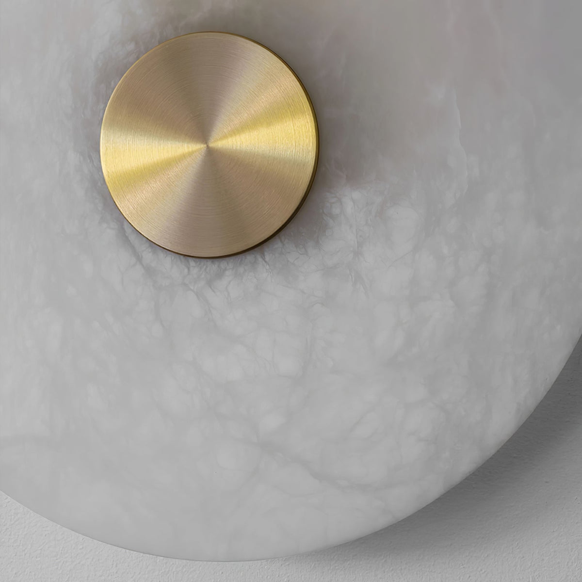Bide Alabaster Wall Lamp – Refined Brass & Genuine Alabaster Wall Sconce