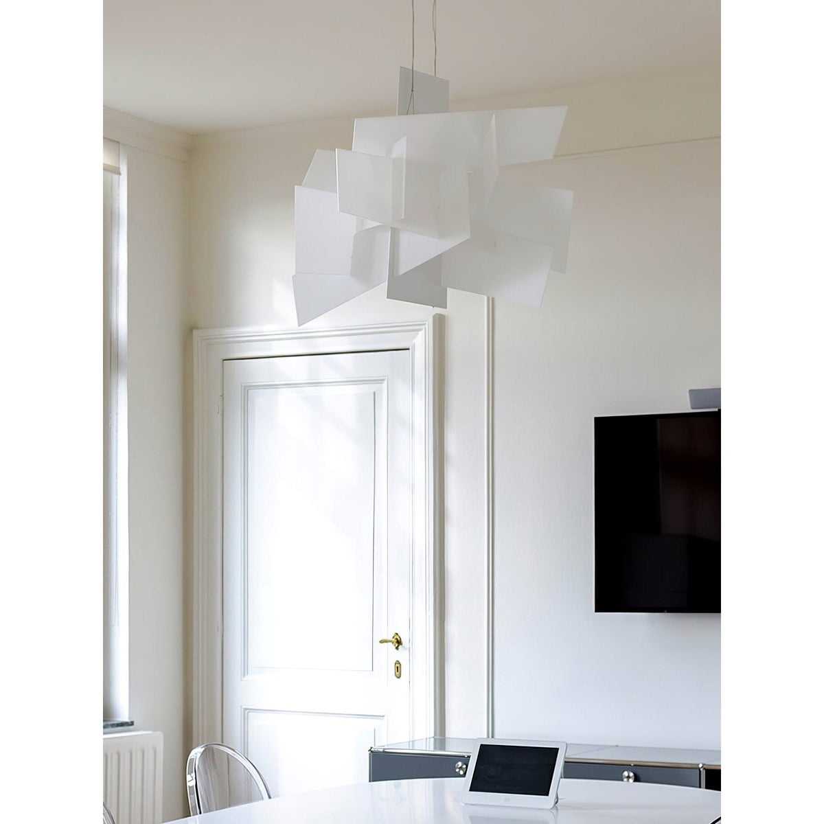 Big Bang Chandelier – Dynamic Explosive Geometric Acrylic & Steel Chandelier