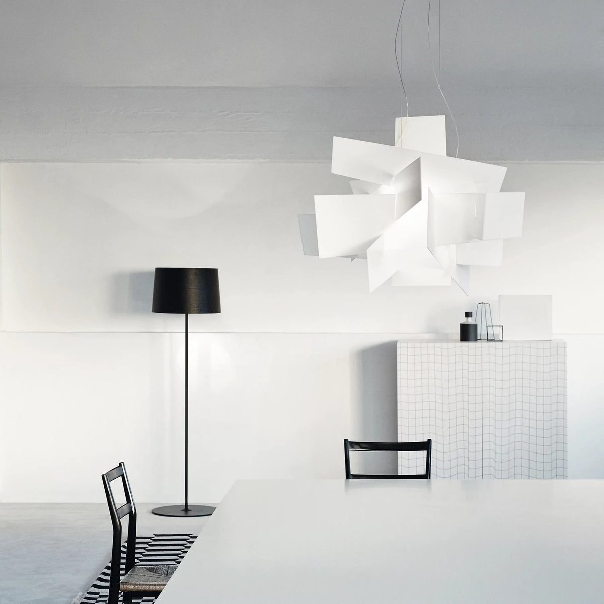 Big Bang Chandelier – Dynamic Explosive Geometric Acrylic & Steel Chandelier