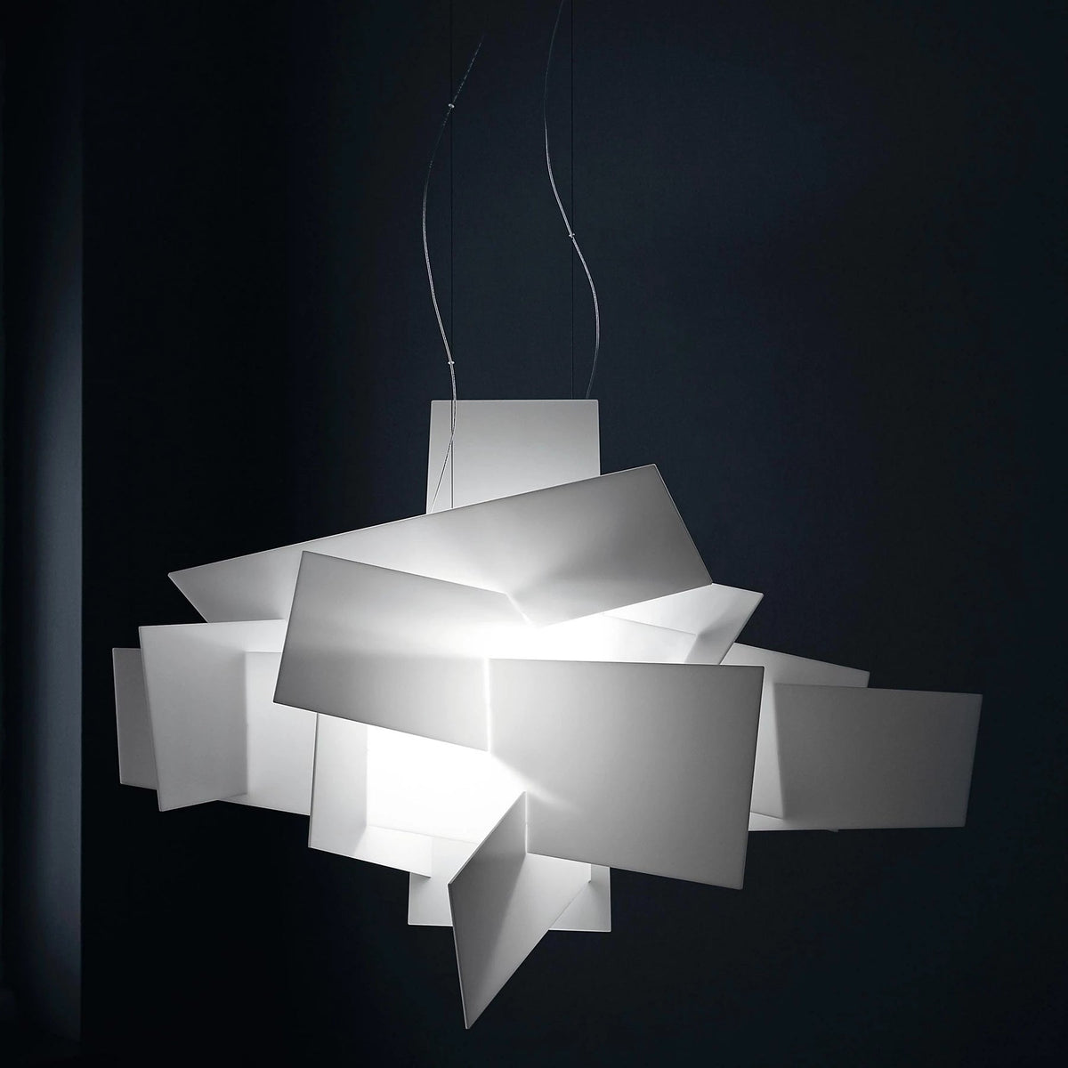 Big Bang Chandelier – Dynamic Explosive Geometric Acrylic & Steel Chandelier