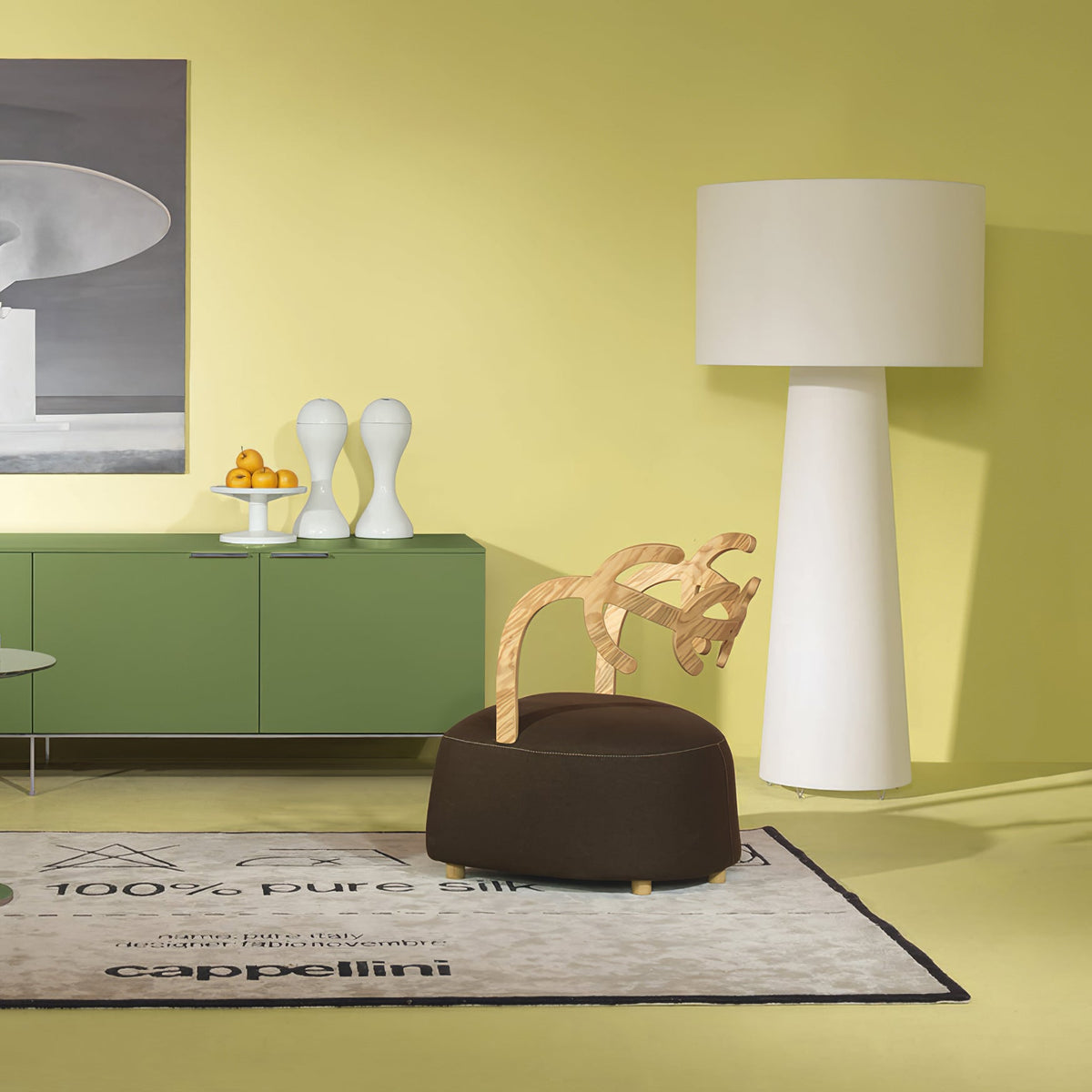 Big Shadow Floor Light – Oversized Fabric Shade & Contemporary Architectural Floor Lamp