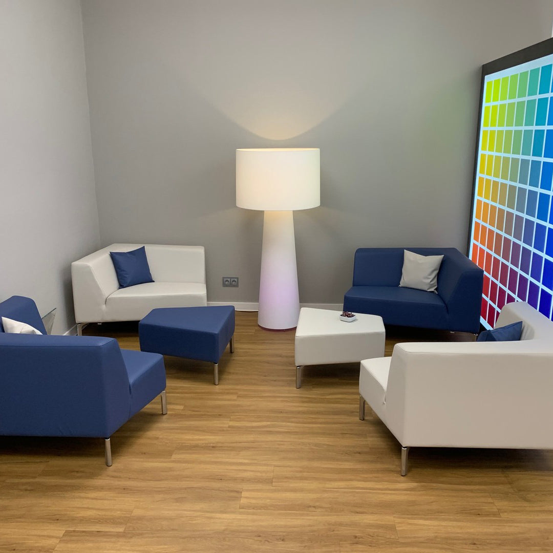 Big Shadow Floor Light – Oversized Fabric Shade & Contemporary Architectural Floor Lamp
