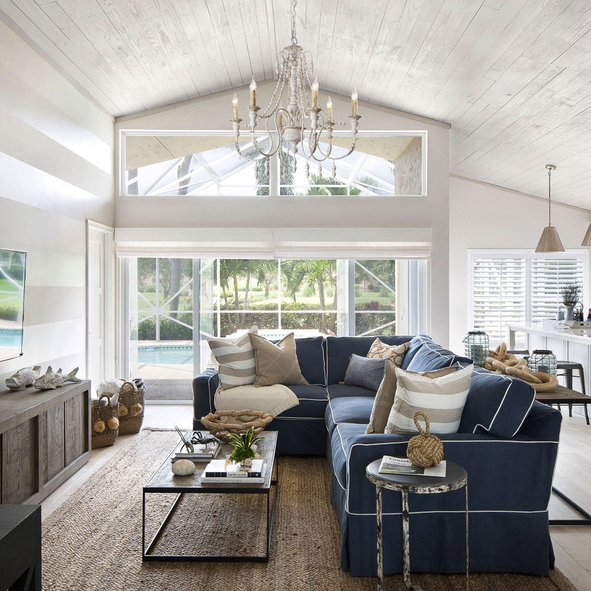Billiter Wooden Chandelier – Handcrafted Distressed Wood & Rust Metal French Country Chandelier