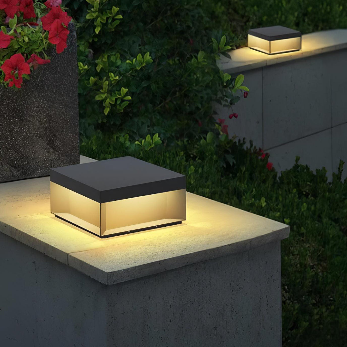 Black Box Outdoor Post Light – IP65 Waterproof Geometric Landscape & Pillar Light