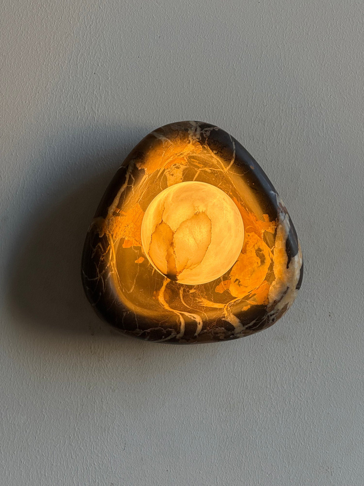 Black Pearl Marble Wall Lamp – Handcrafted Natural Marble & Alabaster Wall Sconce