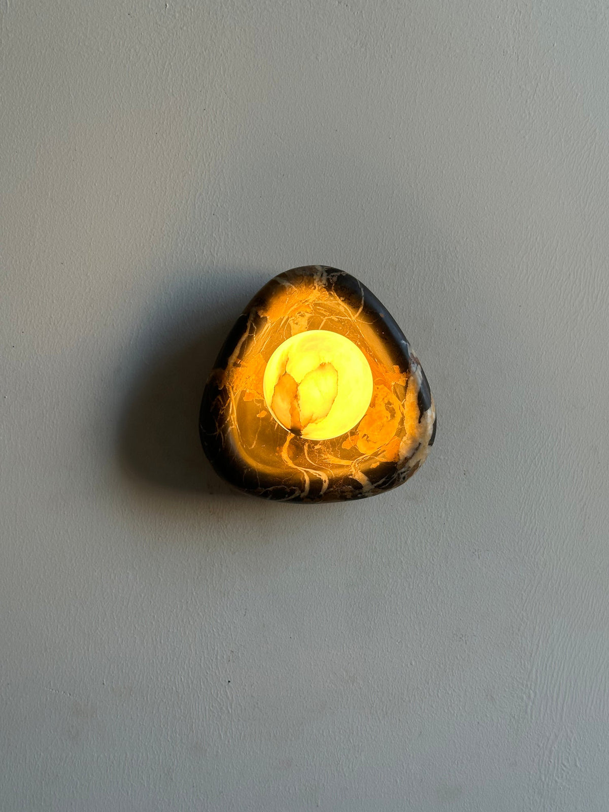Black Pearl Marble Wall Lamp – Handcrafted Natural Marble & Alabaster Wall Sconce