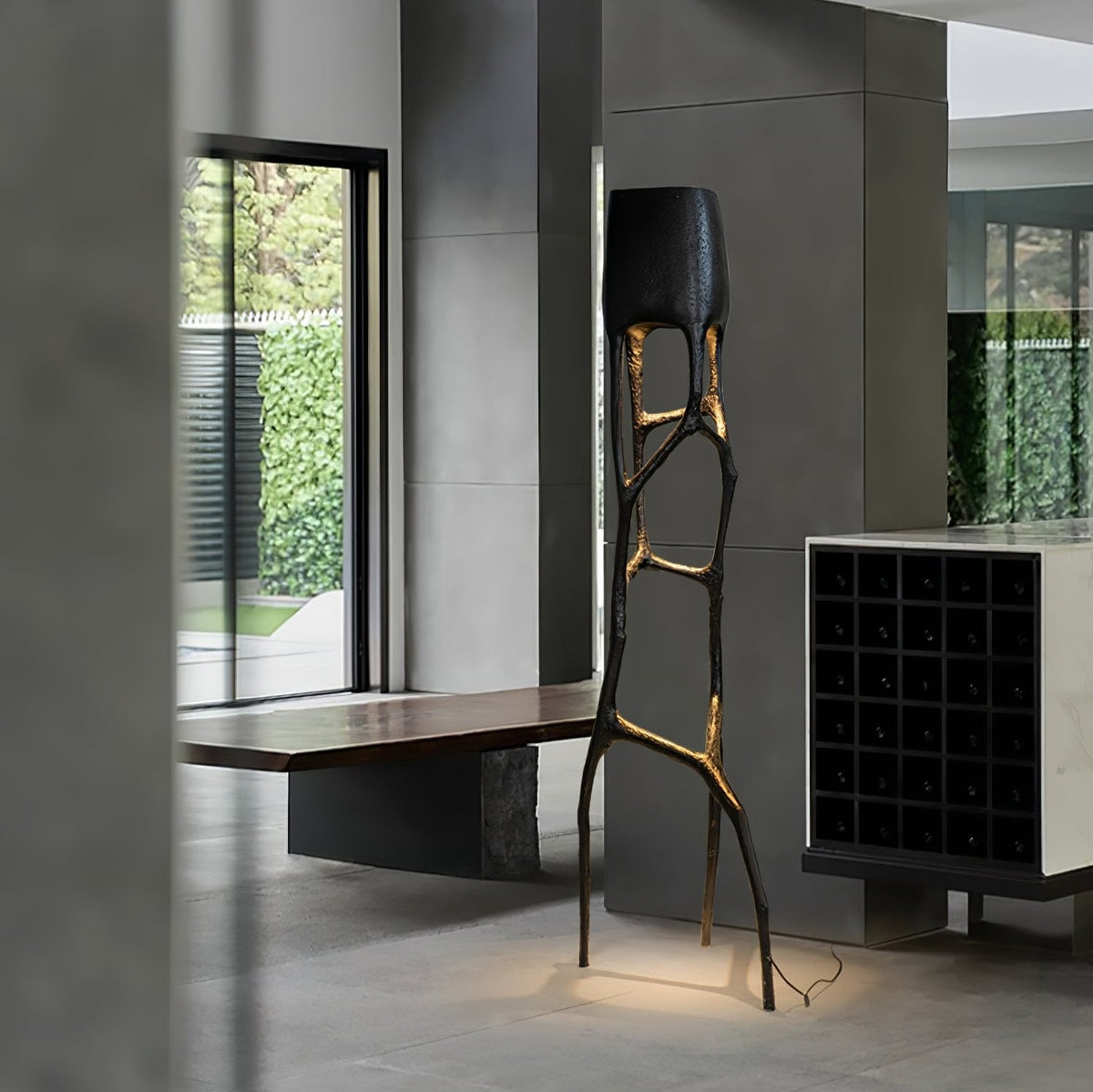 Black Tree Sculpture Floor Lamp – Gothic-Inspired Organic Resin Floor Light