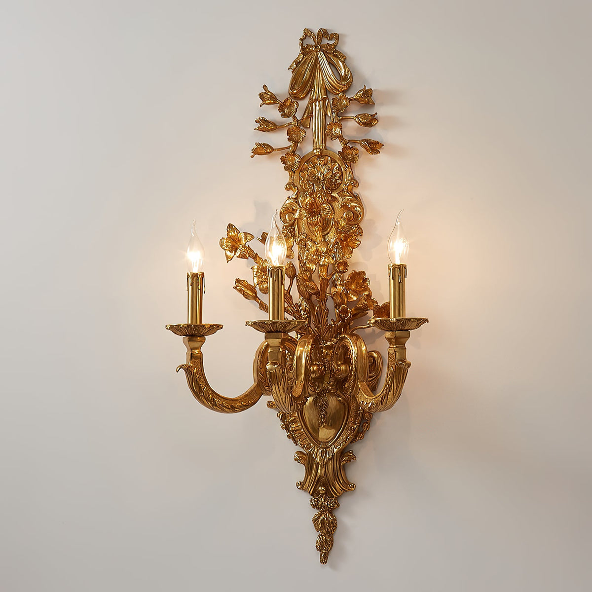 Blanche Brass Wall Lamp – Refined Multi-Head Vertical Brass Wall Sconce