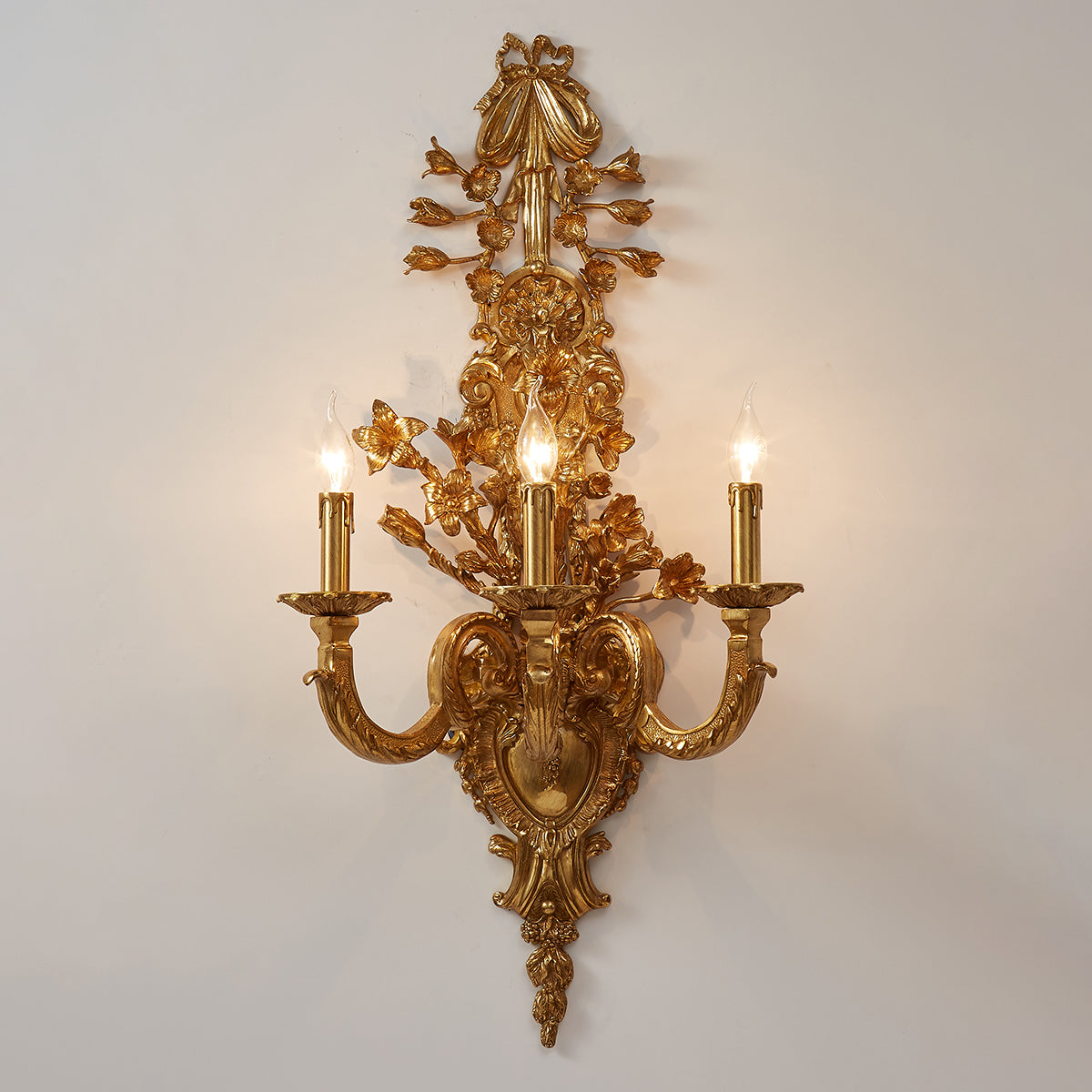 Blanche Brass Wall Lamp – Refined Multi-Head Vertical Brass Wall Sconce
