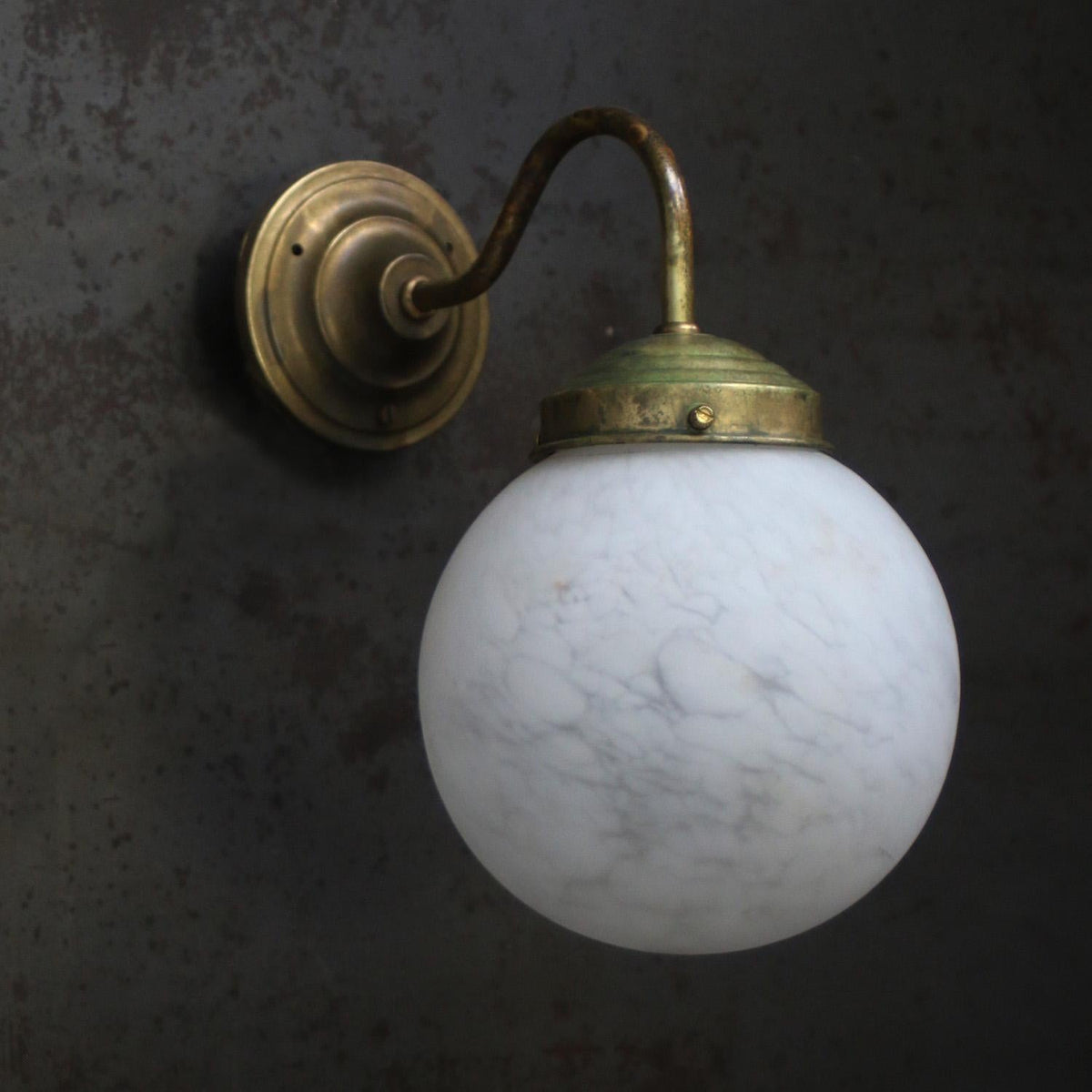 Bliss Alabaster Wall Lamp – Refined Antique Brass & Spanish Alabaster Wall Sconce