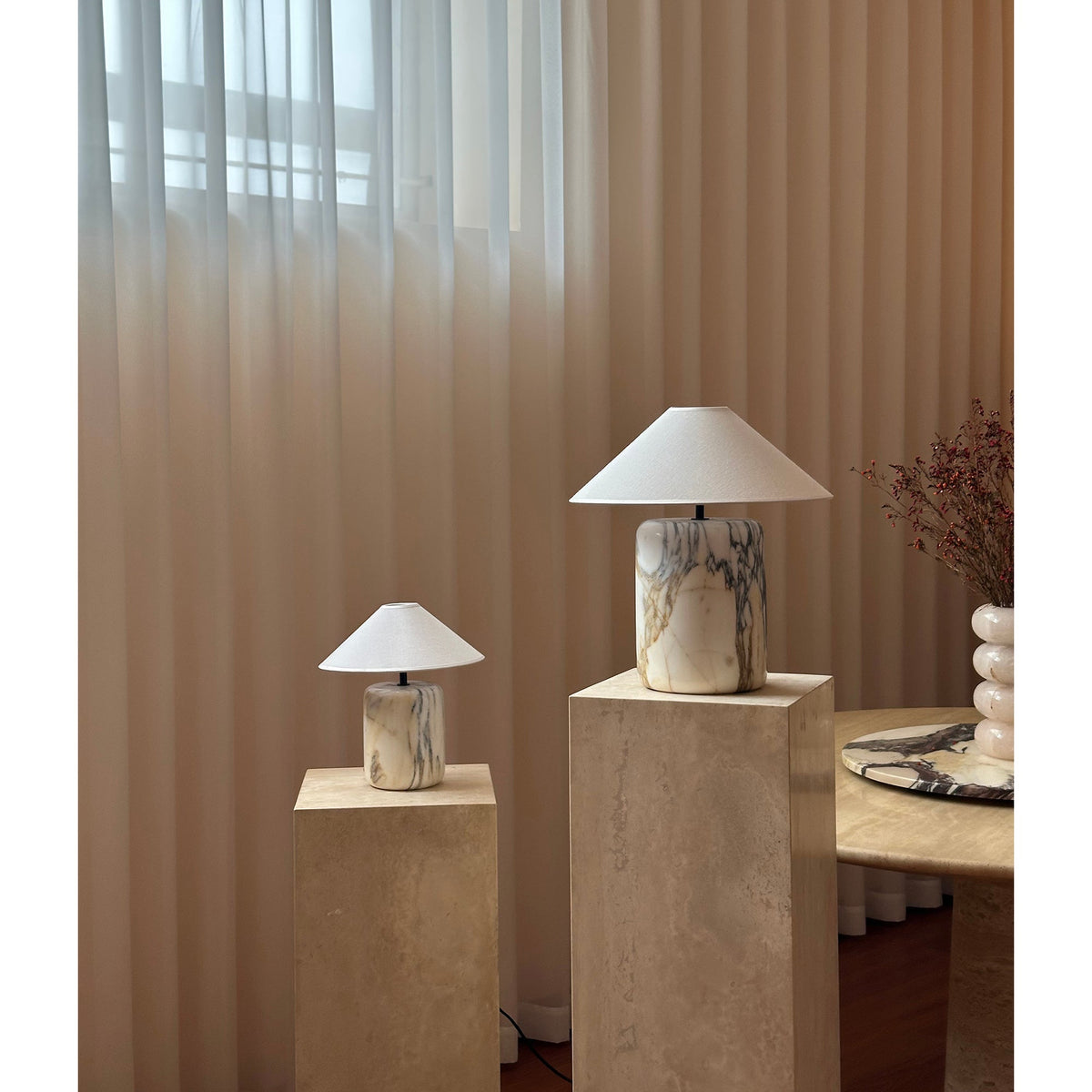 Block Marble Table Lamp – Calacatta Marble & Crisp Linen Accent Light