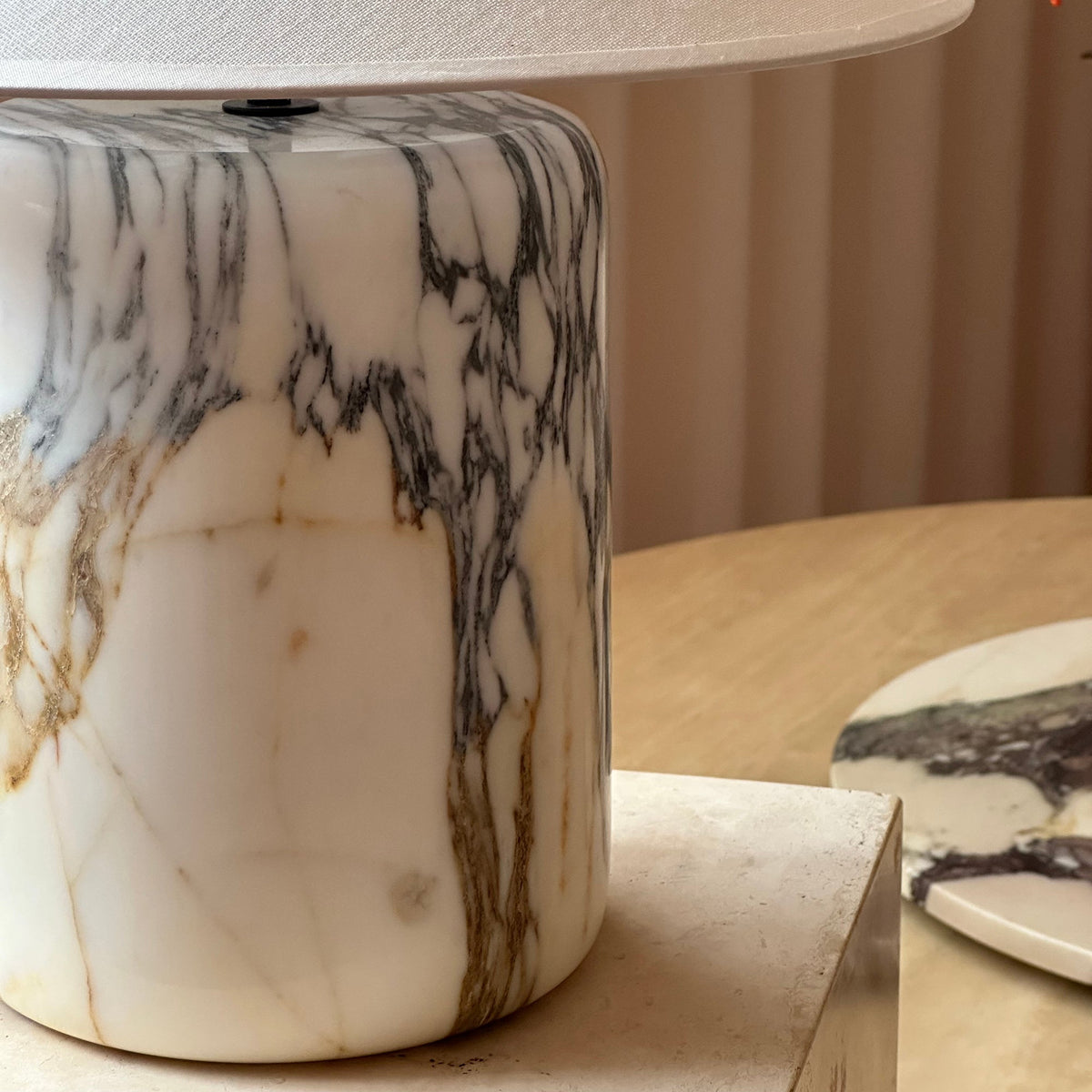 Block Marble Table Lamp – Calacatta Marble & Crisp Linen Accent Light