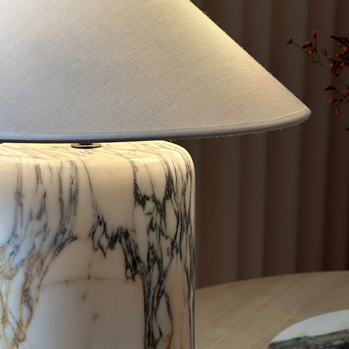 Block Marble Table Lamp – Calacatta Marble & Crisp Linen Accent Light