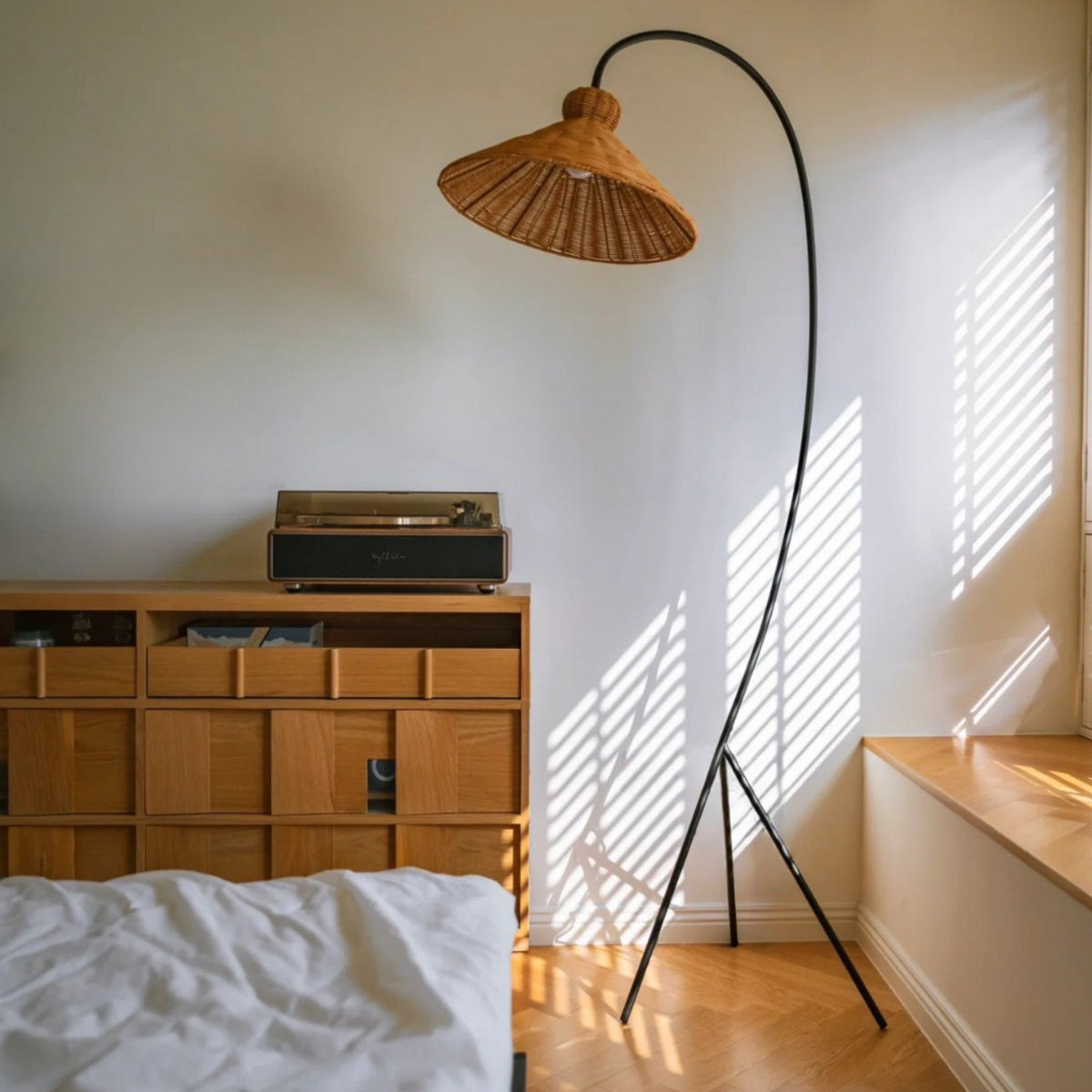 Boa Rattan Floor Lamp – Sleek Metal & Woven Natural Rattan Arched Floor Light