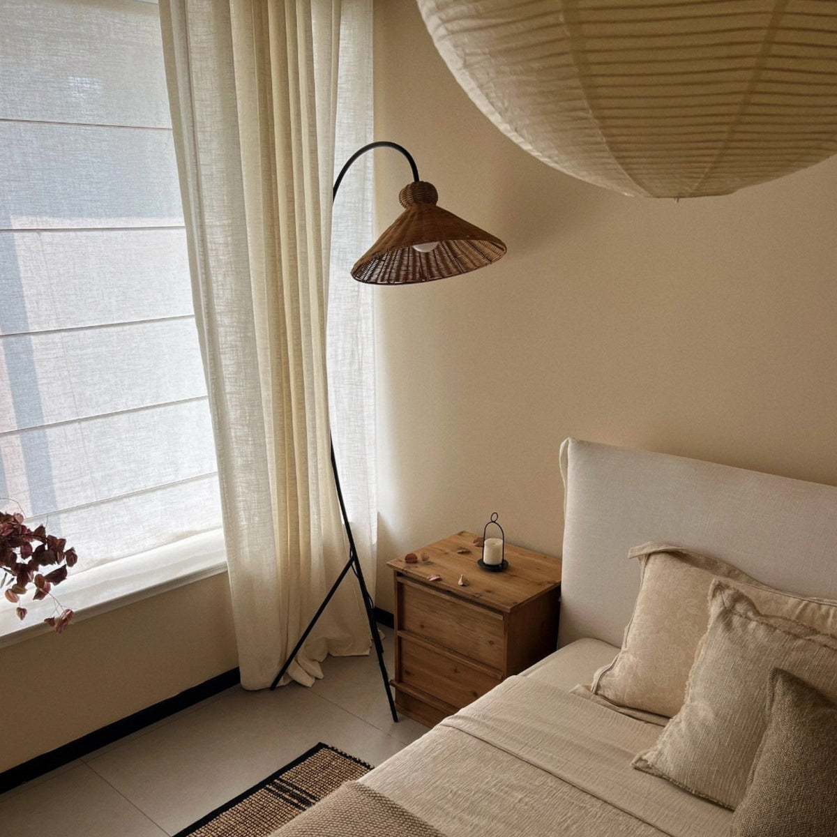 Boa Rattan Floor Lamp – Sleek Metal & Woven Natural Rattan Arched Floor Light