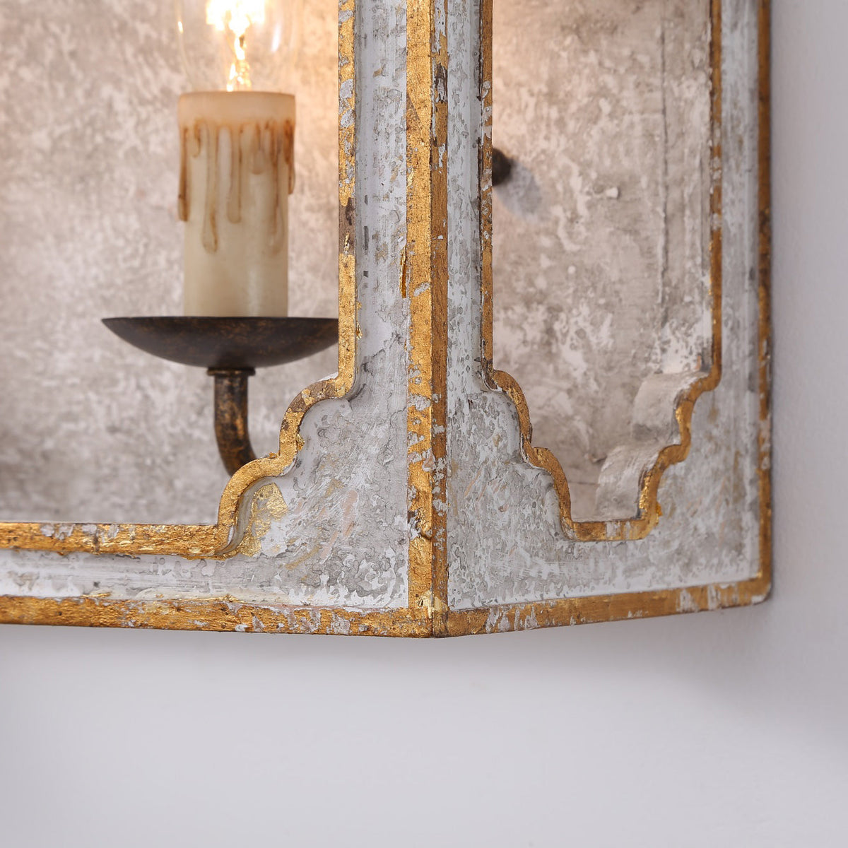 Boho Rustic Cube Sconce – Weathered Wood & Metal Candelabra Wall Light