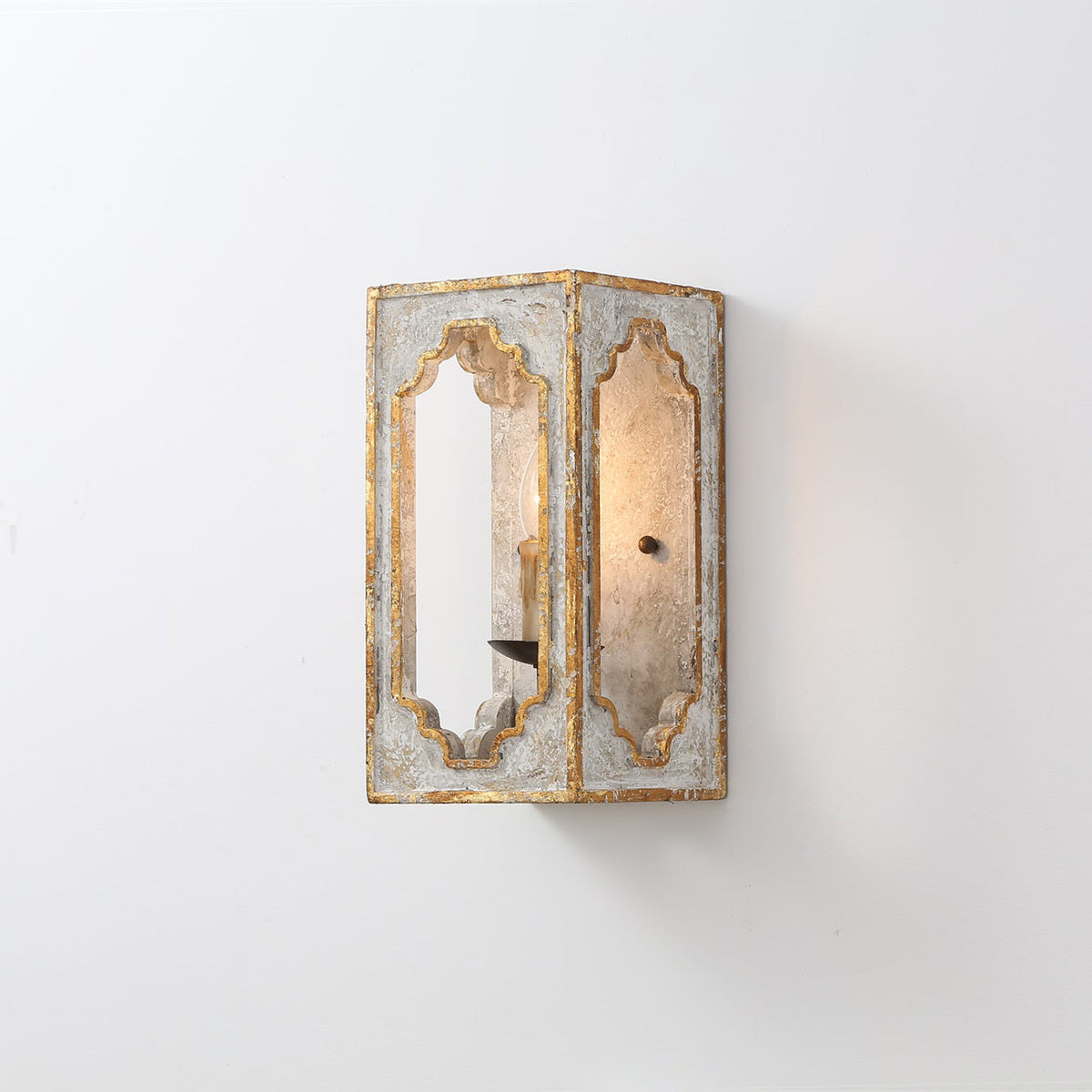 Boho Rustic Cube Sconce – Weathered Wood & Metal Candelabra Wall Light