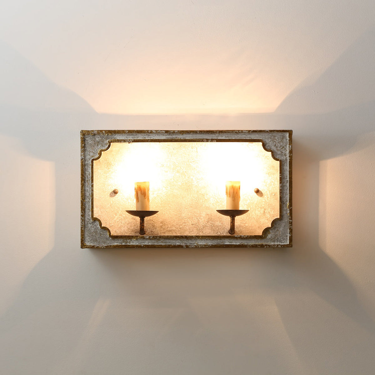 Boho Rustic Cube Sconce – Weathered Wood & Metal Candelabra Wall Light