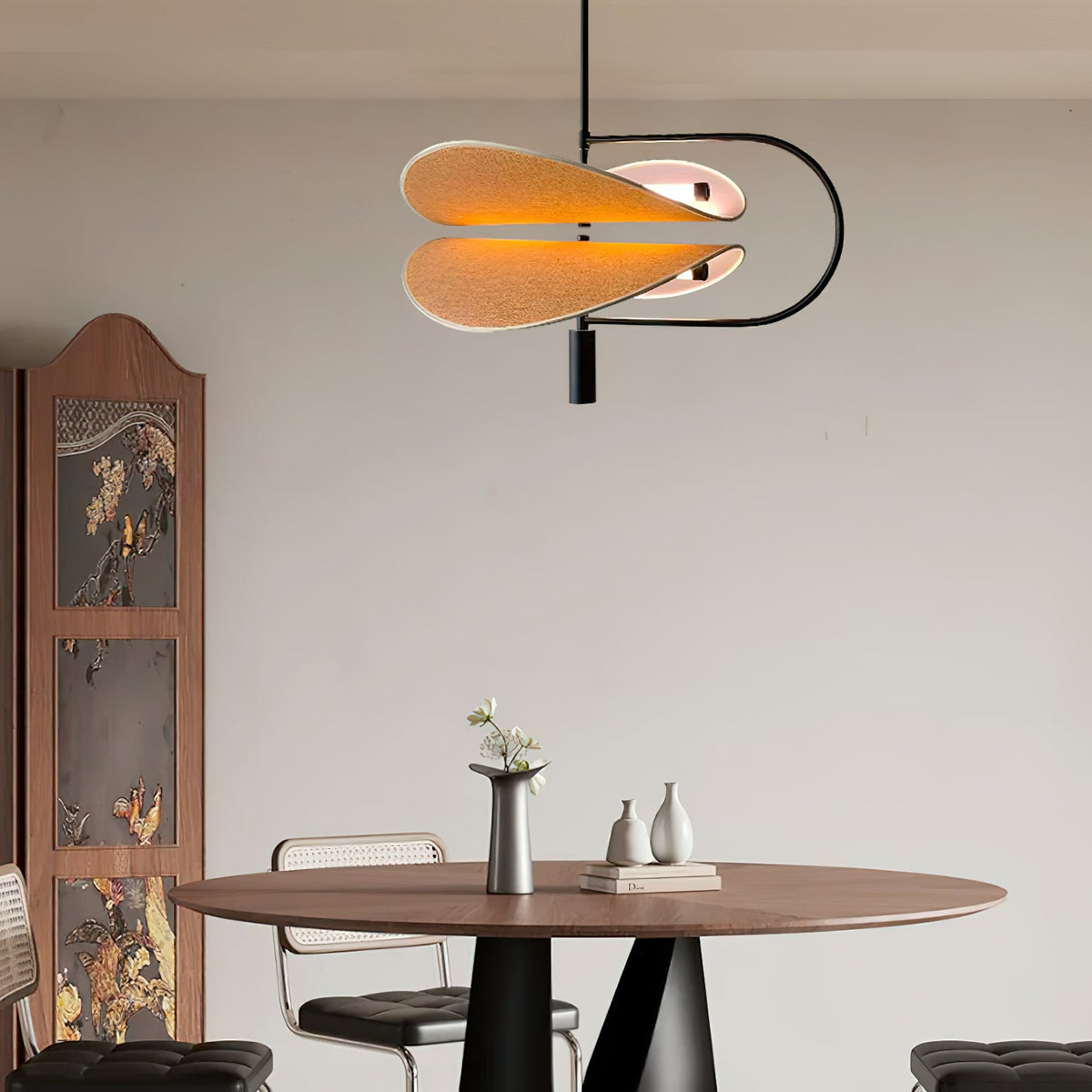 Bonnie Pendant Light – Saffron-Inspired Organic Fabric & Integrated LED Chandelier