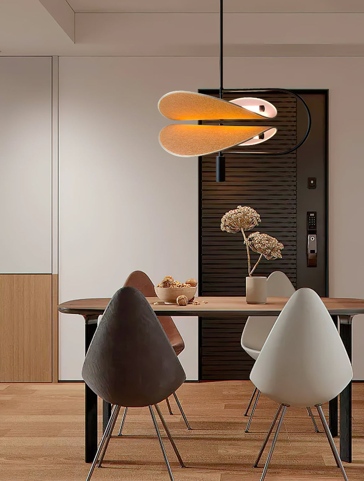 Bonnie Pendant Light – Saffron-Inspired Organic Fabric & Integrated LED Chandelier