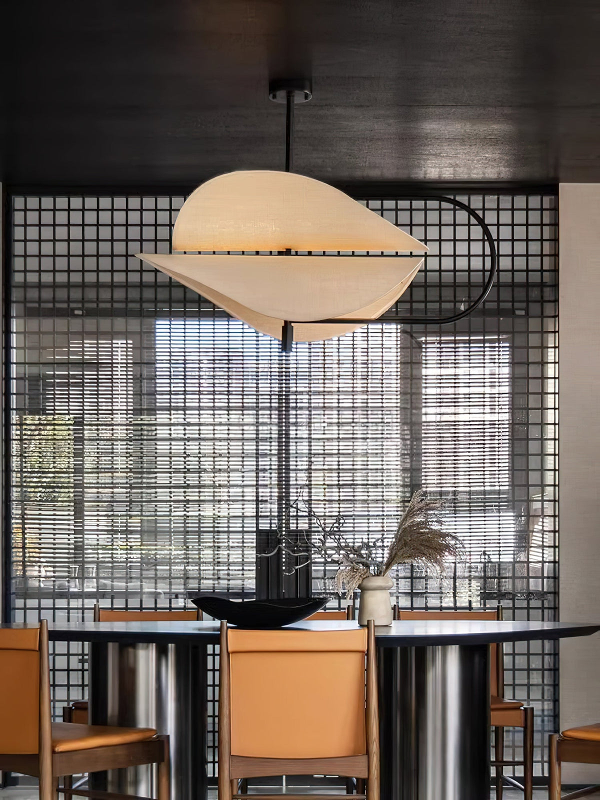 Bonnie Pendant Light – Saffron-Inspired Organic Fabric & Integrated LED Chandelier