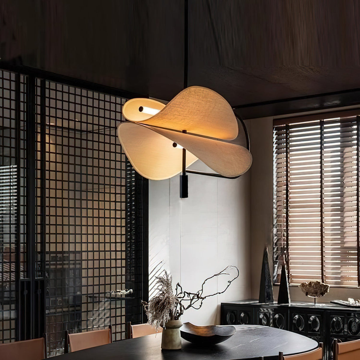 Bonnie Pendant Light – Saffron-Inspired Organic Fabric & Integrated LED Chandelier