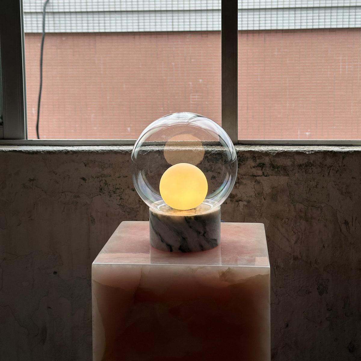 Boule Table Lamp – Hand-Blown Stacked Glass & Natural Marble Table Light