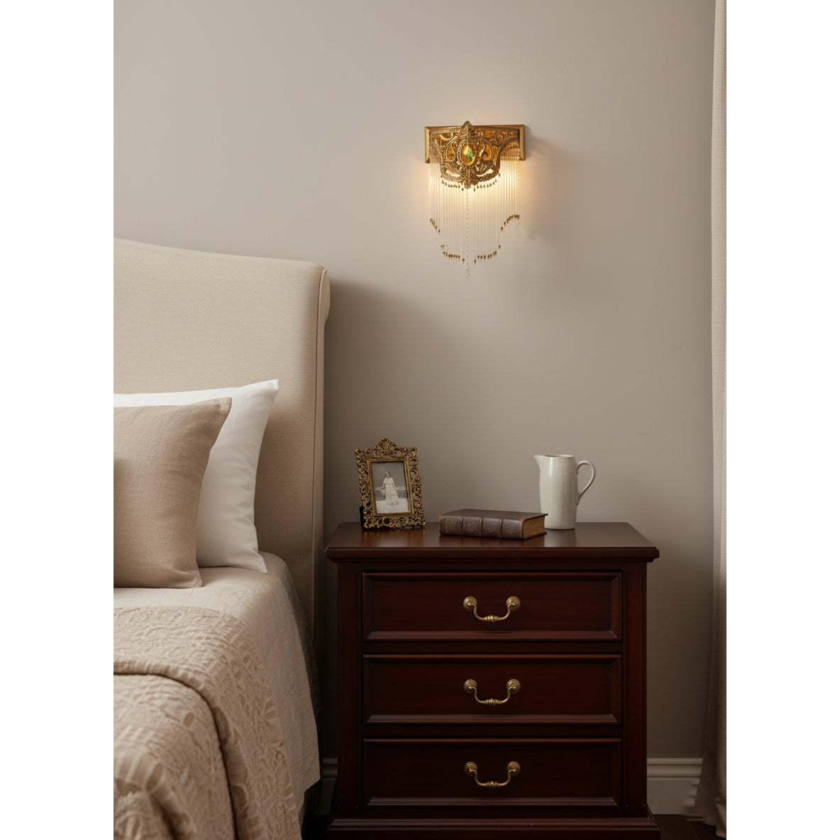 Bow Tie Crystal Wall Lamp – Refined Brass & Crystal Bow Tie Wall Sconce