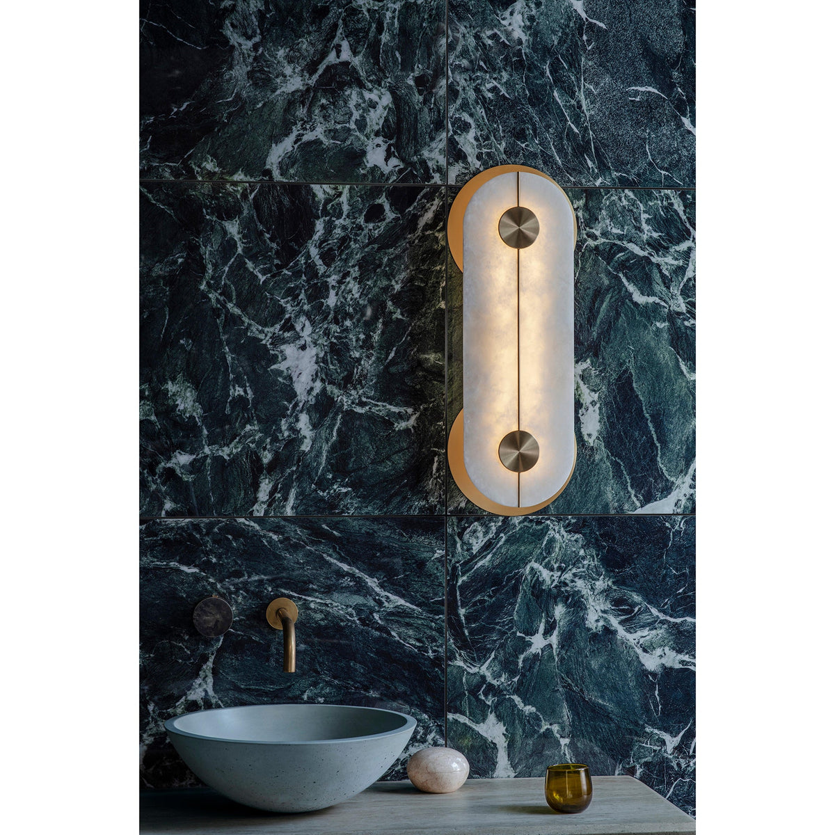 Brace Alabaster Wall Lamp – Natural Veined Alabaster & Brass Bobbin Wall Sconce
