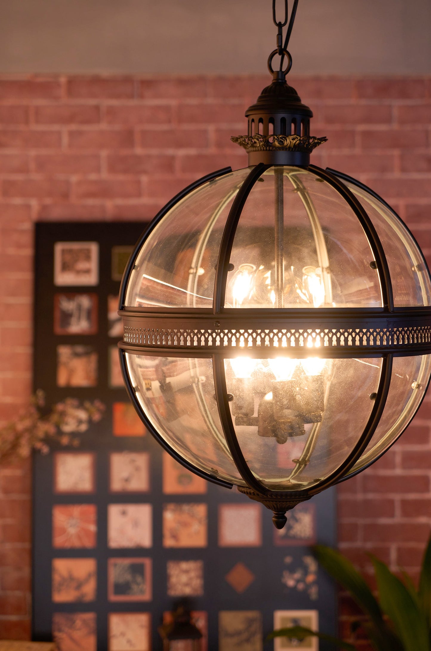 Braeden Pendant Light - Baroque Style 3-Light Glass Lantern Pendant